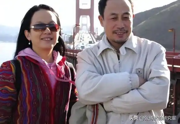 事实证明移居美国生活的孙海英已经走上了一条不归路