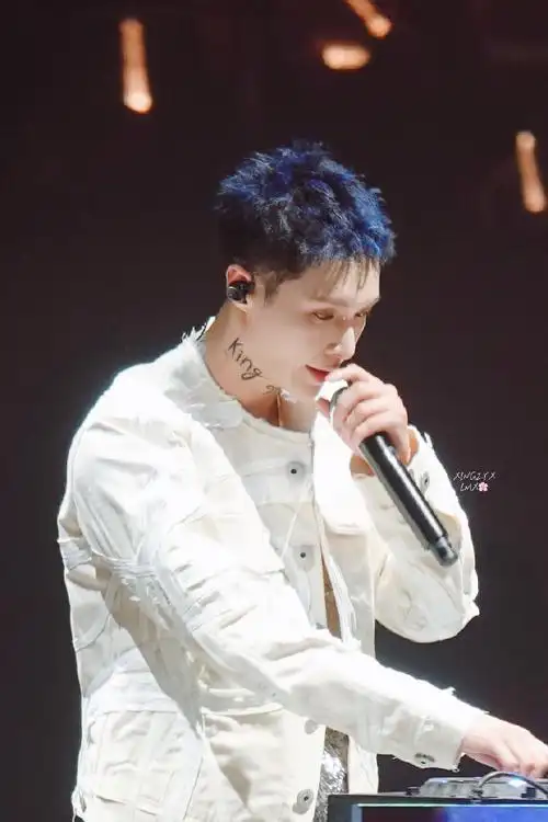 张艺兴[超话]##张艺兴2024世界巡演西安站##2024张艺兴世界巡演