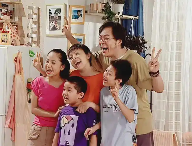 《家有儿女》夏东海好老公人设崩塌!妻子曝光他出轨家暴鱼死网破