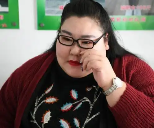 女演员胖到呼吸困难:体重293斤女演员的一组照片