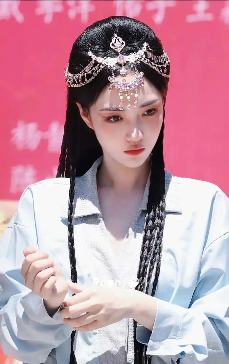 古装网剧《无主之花》女主林阅儿(赵嘉敏 饰演),美照～99改 - 抖音