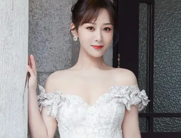 杨紫的个人资料简介身高年龄三围图片