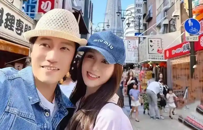 陈乔恩婚后满世界旅行,一身行头十几万,老公穿百元衬衫,超寒酸_艾伦大