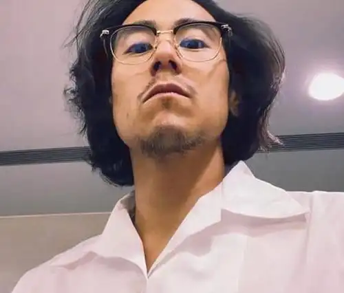 彭于晏也老了近照胡子拉碴面容憔悴被指撞脸张东升