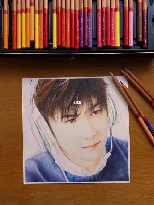 彩铅人物头像杨洋彩铅照片