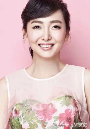 风光大嫁的演员,风光大嫁的演员表王露露(《风光大嫁》中美女主角个个