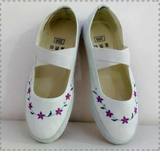 儿时穿过"土到掉渣"的鞋子,全部见过的,一定都有对象了