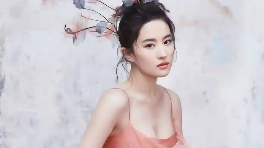 刘亦菲内娱界的颜值天花板神仙姐姐的魅力无人能敌