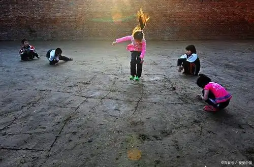 记忆中的甘肃省甘谷县农村80后的小学生活,条件艰苦但快乐依旧