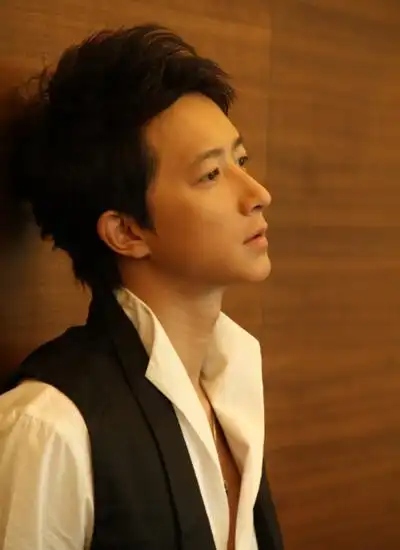 韩庚说我恋爱就会奔着结婚