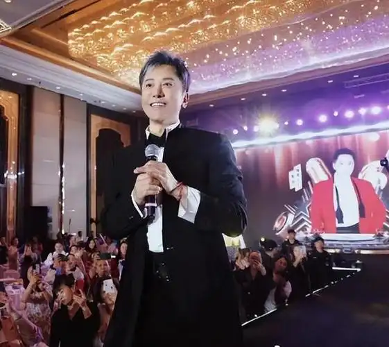 昔日与刘欢,孙楠比肩的歌坛巨星毛宁,如今却陷入商演的现状