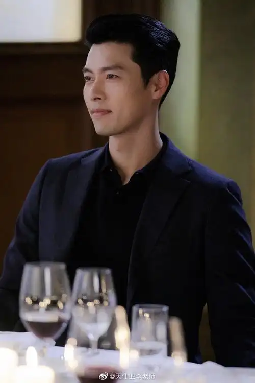 玄彬[超话]# #玄彬# #玄彬爱的迫降# [话筒.