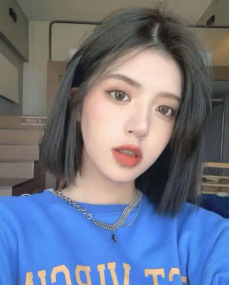 短发不漂色必选颜色 短发女生不能错过的质感发色～冷调青棕色|||短发