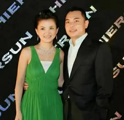 东北虎秦海璐被丈夫宠成了萌虎