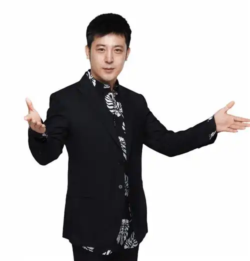 《欢乐喜剧人》第四季 "常青藤"孙涛首现身