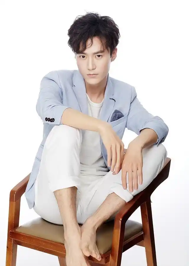 茅子俊清新写真