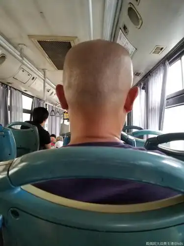 这个头型剃光头不行