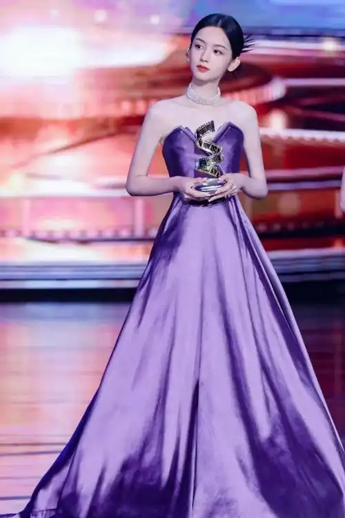 大骨架女星巩俐郭晶晶气质温婉小骨架女星刘玉玲霸气十足