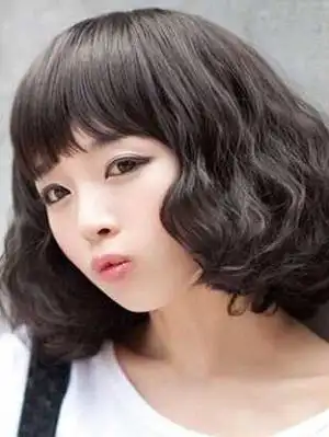 中短发烫发发型2022清新俏皮又减龄