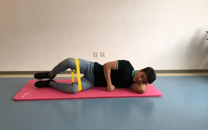 蚌式训练臀中肌