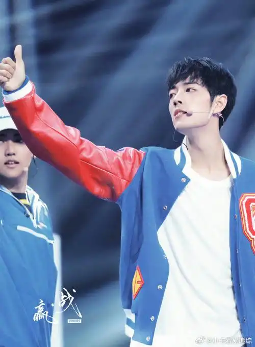 肖战粉也是吃上百家饭了##好多站姐发了肖战##愚人节站姐团建