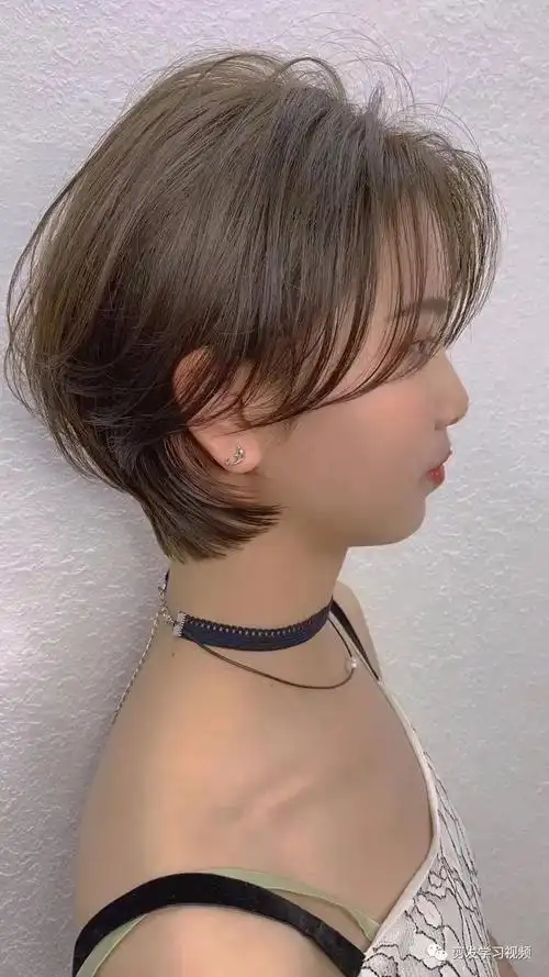 2021春夏人气短发苹果头