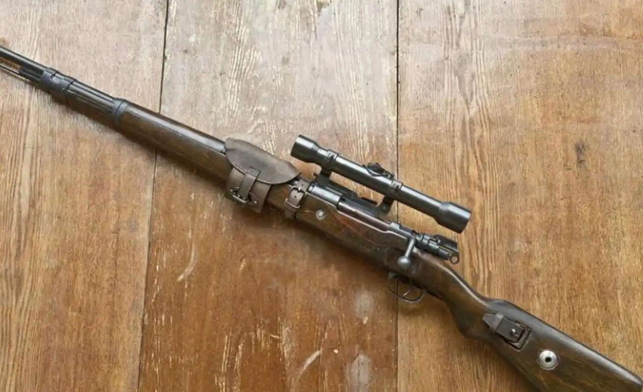 美国"军迷"收藏的一把毛瑟98k狙击步枪,堪称完美,看完你心动了吗?
