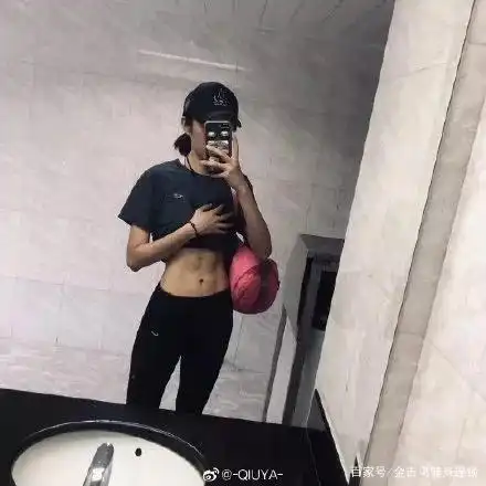 中国女生的腹肌有多美,难道你不想看看吗?