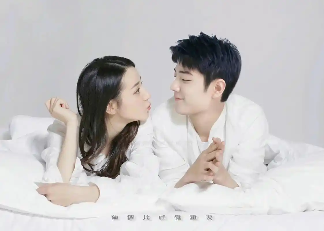 迪丽热巴 #肖战 #向全世界安利 #不止一点点喜欢 #定格 - 抖音