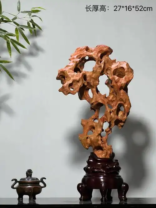 红运当头玲珑红太湖石摆件