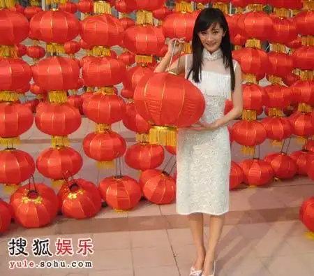 杨幂,刘璇,谢亚芳五位当红明星,共同拍摄的2008年拉芳品牌全新广告片