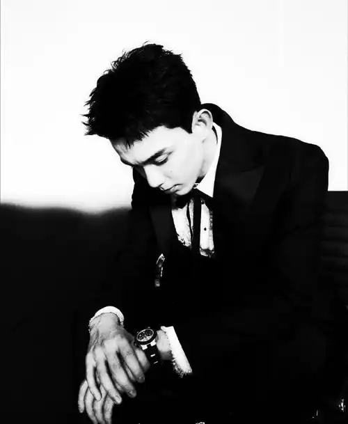 男明星好多黑西装##好多男明星穿黑西装