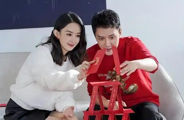 港媒曝赵丽颖怀二胎冯绍峰停工陪母子冯母送过亿珠宝打赏