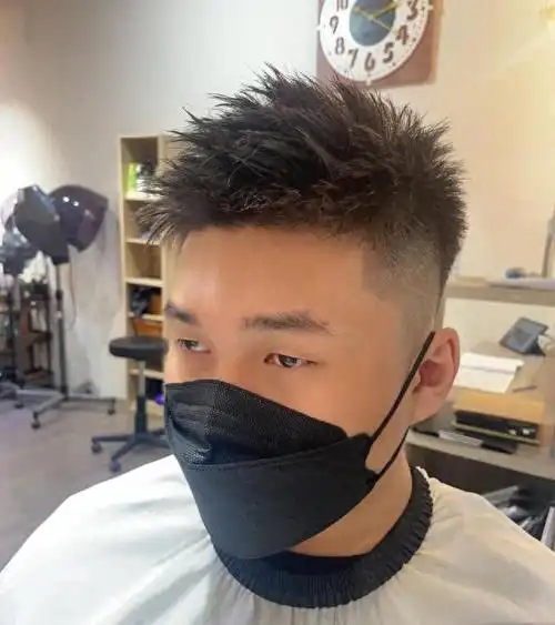 男生"两边铲短"发型适合所有人,这12款值得尝试,清爽又帅气