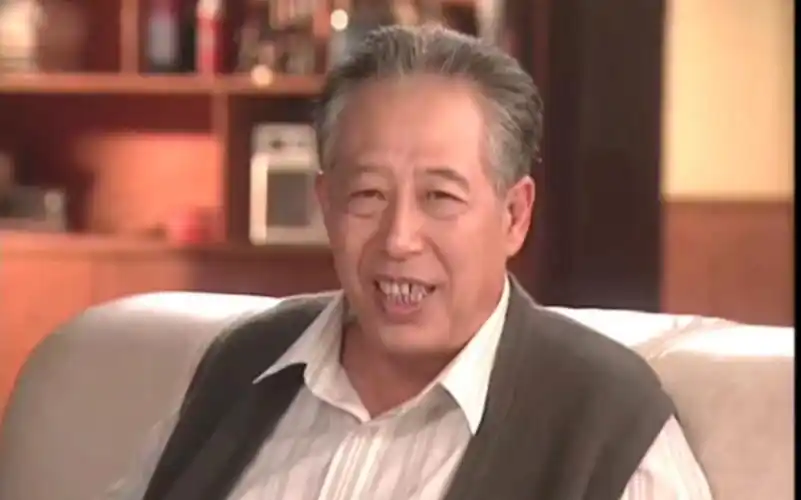 严迪广告 2000年版 15s《我爱我家篇》代言人:文兴宇