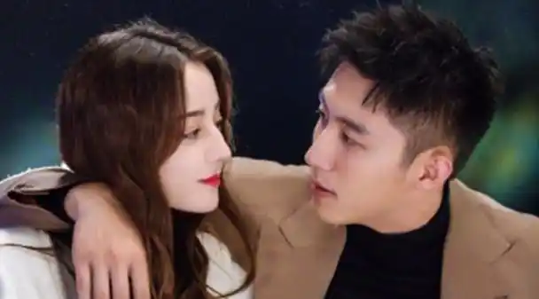 黄景瑜与迪丽热巴被传绯闻,两人被指一同出游,疑似同居,更有爆料称