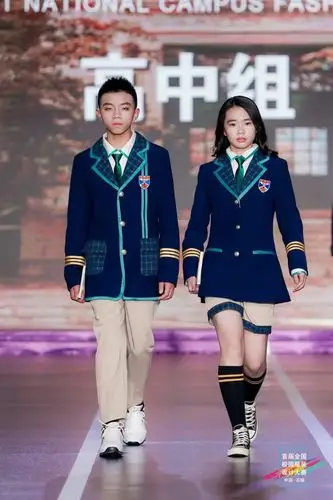 中国石狮·首届全国校园服装设计大赛领时代潮流_校服