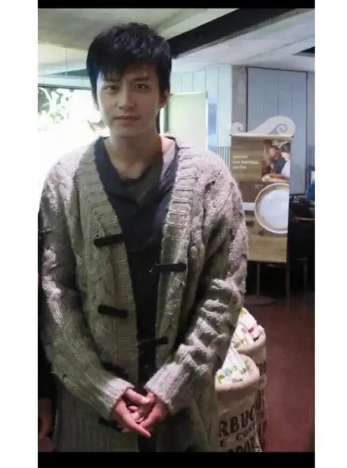 这居然是邓超##邓超年轻时旧照