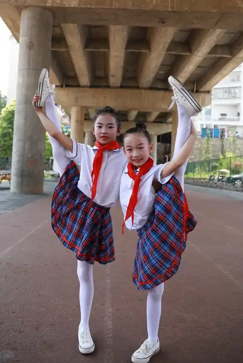 其它 娄底三小二8班六一文艺汇演掠影 写美篇场外花絮         在六一