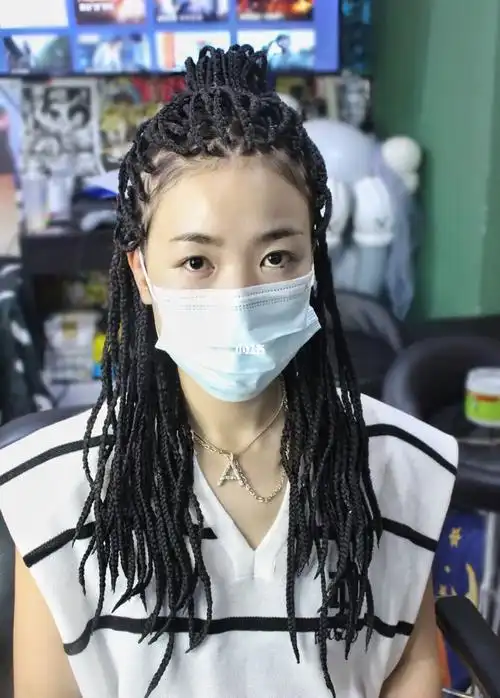 小分区全头小辫子