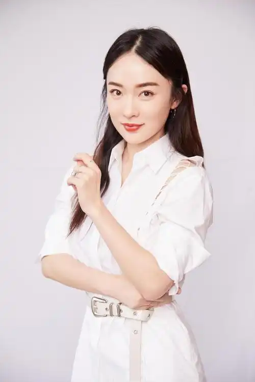 霍思燕的气质3进阶,从清纯少女到风情万种,再到知性优雅