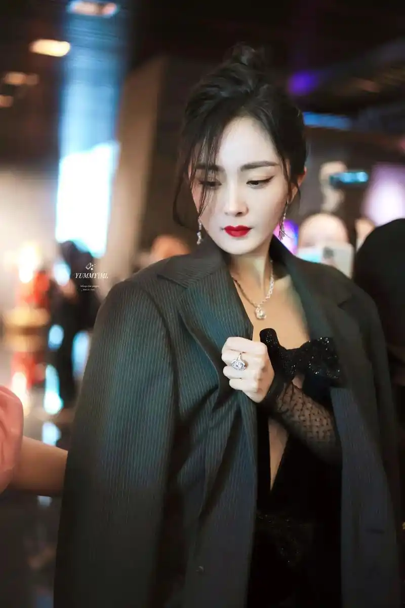 美女 #明星 #颜值 #这谁顶得住啊 #杨幂 美神降临 - 抖音