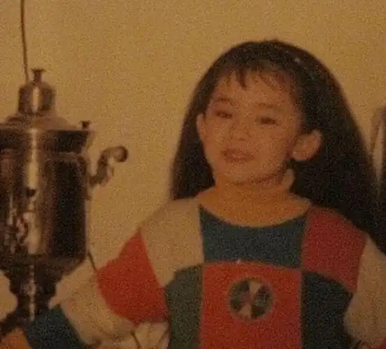 曾是北影校花古力娜扎小时候长这样她到底有没有整容