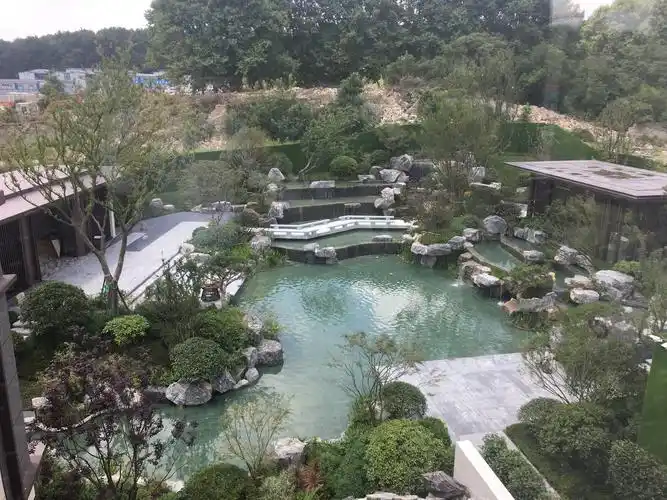 【10图】花溪南明市区现房湖山别墅 双地铁 贵阳一中,龙湖景粼天著