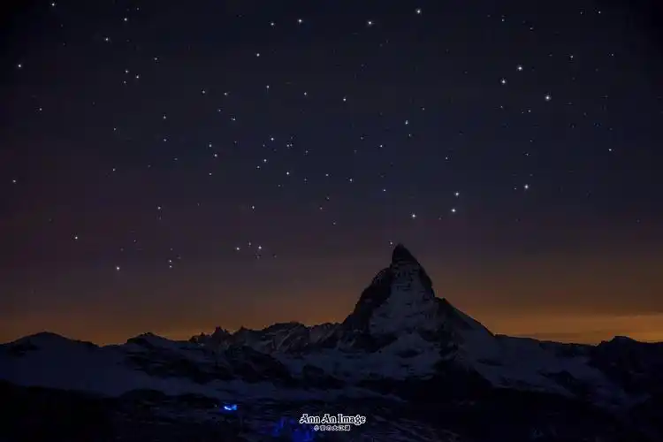 马特洪峰上的星