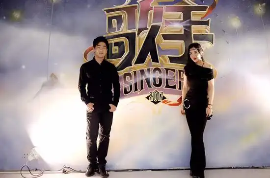 北京现代音乐研修学院毕业生刘郡格天使合音助阵《歌手》梁博演绎灵魂