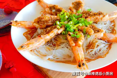 以上就是蒜蓉开背虾的做法,不过也只是其中之一,这道菜会根据选择不同