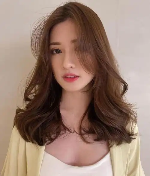 这20款女士发型,让你大不一样,百变瘦脸很有气质