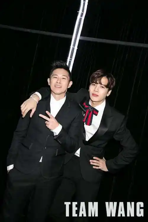 王嘉尔##王嘉尔 合照