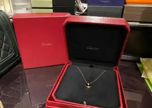 00同款货源我爱鑫鑫18淘宝cartier卡地亚中号孔雀石护身符项链0人